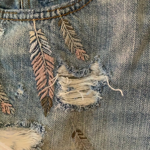 Feather Embroidered Festival Shorts - Picture 2 of 4